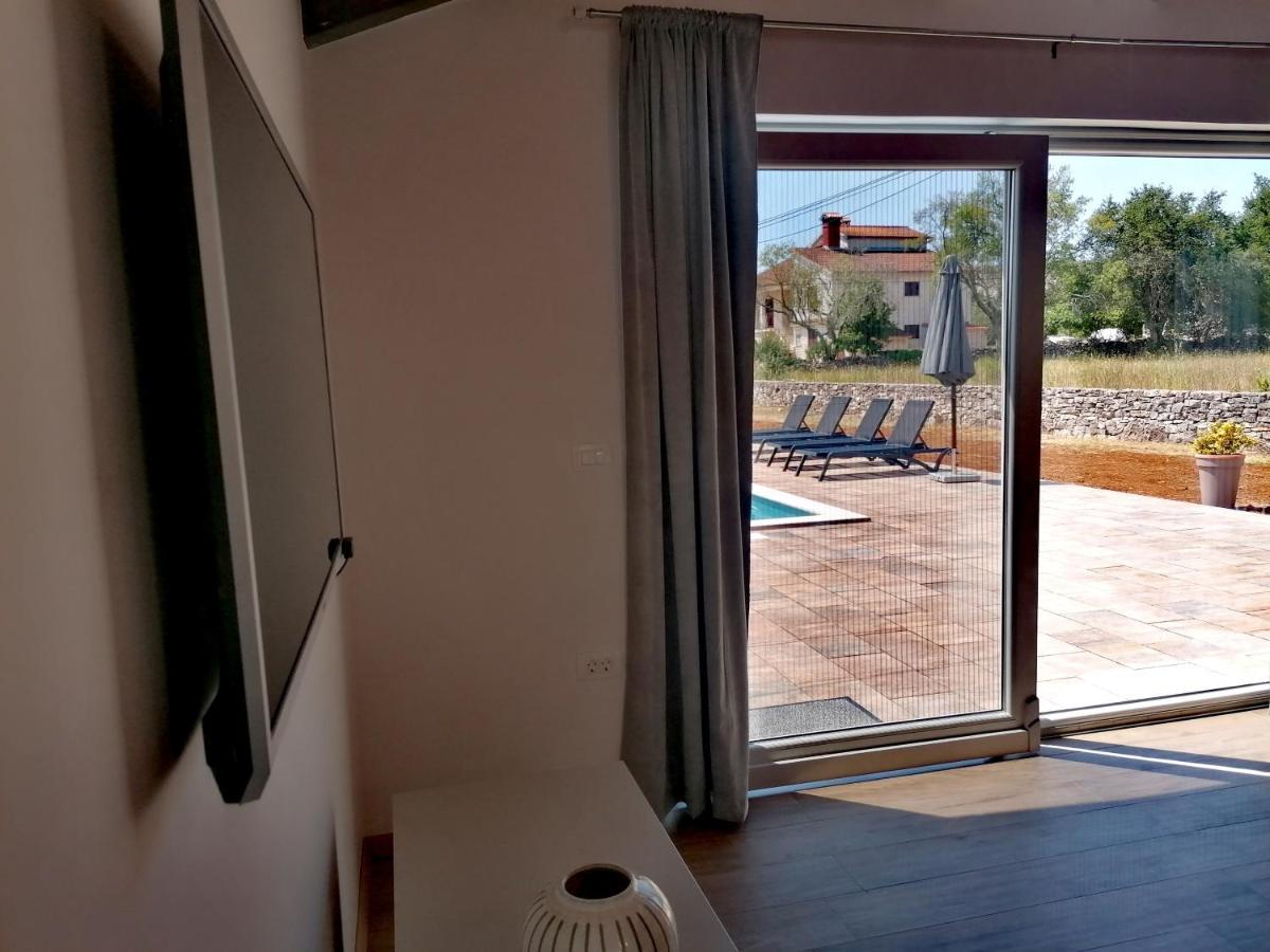 칸파나르 Cozy House With Pool Near Rovinj 아파트 외부 사진