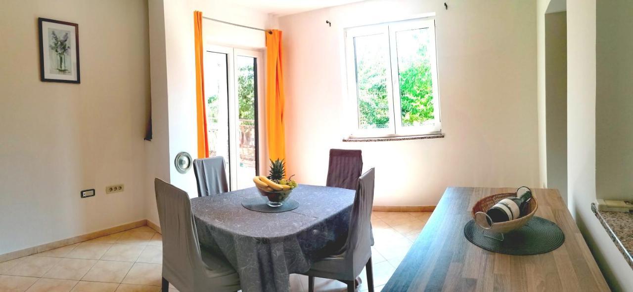 칸파나르 Cozy House With Pool Near Rovinj 아파트 외부 사진